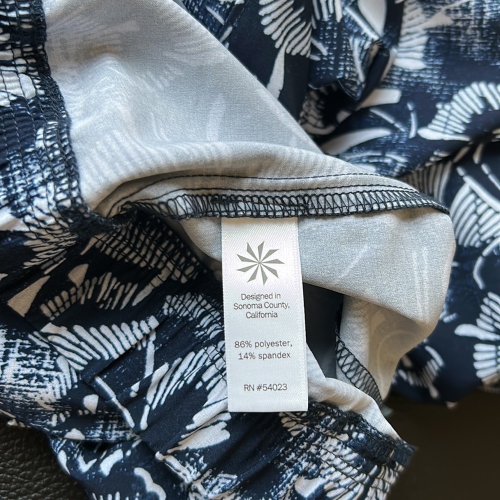 Athleta Ariel Aspire Printed Pant Jogger Blue Floral Lightweight stretch Size 10 - Picture 13 of 16